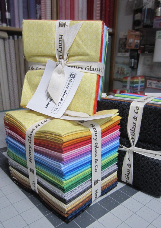 Henry Glass Modern Melody Basics Fat Quarter (26)
